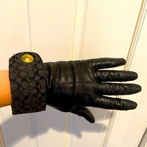 Authentic Coach Woman’s Leather Gloves